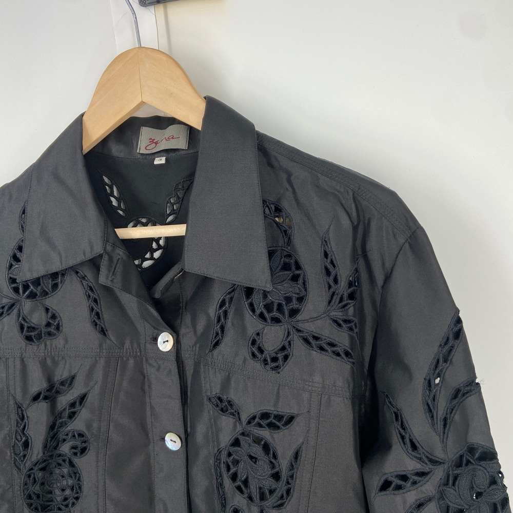 Zena Beverly Hills Black Silk Embroidered Cutout Jacket Women Size 3 L/XL - Picture 3 of 9
